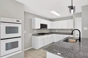 1104 Breezewood Dr, Lewisville, TX 75077 - Photo 17