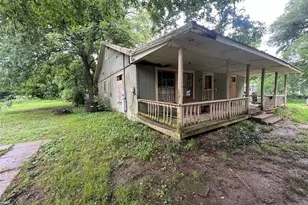 1049 3rd St SE, Paris, TX 75460 - Photo 25
