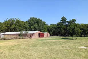 1431 S Houston School Rd, Lancaster, TX 75146 - Photo 39