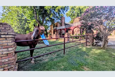1431 S Houston School Road, Lancaster, TX 75146 - Photo 5