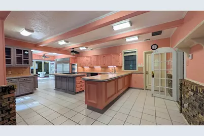 1431 S Houston School Road, Lancaster, TX 75146 - Photo 23