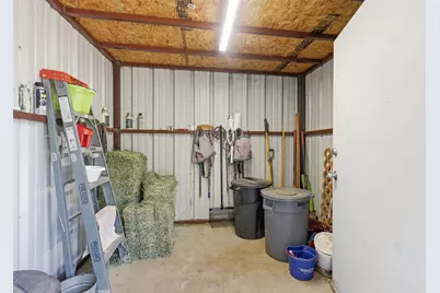 109 Crestwood Lane, Springtown, TX 76082 - Photo 33