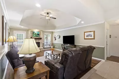 109 Crestwood Lane, Springtown, TX 76082 - Photo 5