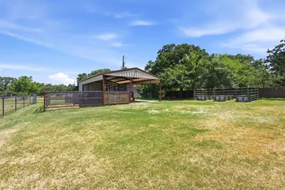 109 Crestwood Lane, Springtown, TX 76082 - Photo 29