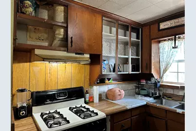 1114 Edwards Circle, Dallas, TX 75224 - Photo 11