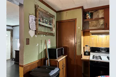 1114 Edwards Circle, Dallas, TX 75224 - Photo 9