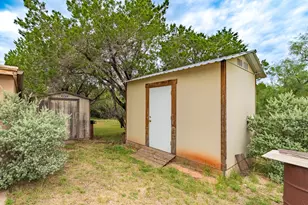 141 Pennington St, Buffalo Gap, TX 79508 - Photo 33