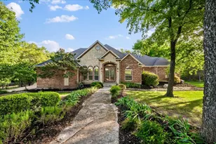 2643 Creekwood Dr, Cedar Hill, TX 75104 - Photo 1