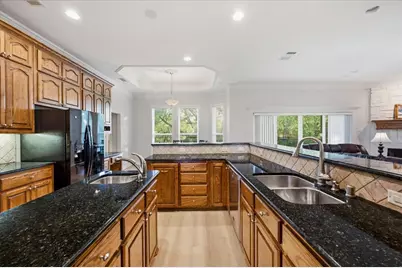 2643 Creekwood Drive, Cedar Hill, TX 75104 - Photo 11