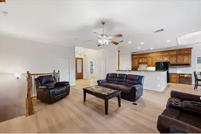 2643 Creekwood Drive, Cedar Hill, TX 75104 - Photo 9
