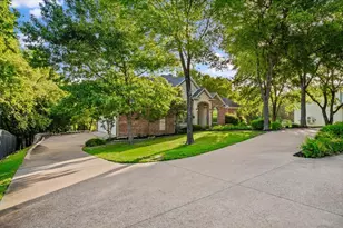 2643 Creekwood Dr, Cedar Hill, TX 75104 - Photo 3