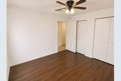 5410 Kings Manor Drive, Lake Dallas, TX 75065 - Photo 7