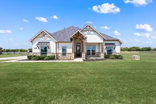 168 Tres Vis Dr, Decatur, TX 76234 - Photo 1