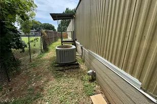 7103 Comanche Trail, Weatherford, TX 76087 - Photo 13