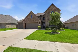 212 Lillian Ln, Waxahachie, TX 75165 - Photo 3