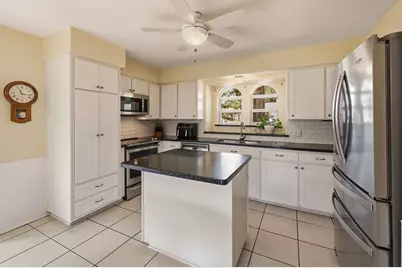 5524 Wood View Street, North Richland Hills, TX 76180 - Photo 11