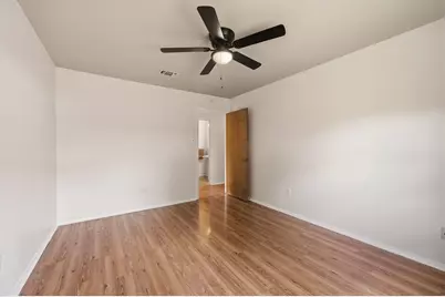 5524 Wood View Street, North Richland Hills, TX 76180 - Photo 27