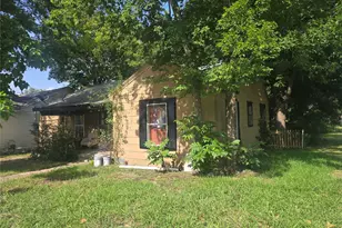 1303 Wesley St, Greenville, TX 75401 - Photo 1