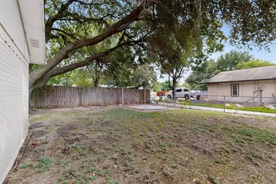 433 Solitude Drive, Garland, TX 75043 - Photo 39