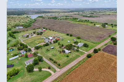 10847 Elk Road, Axtell, TX 76624 - Photo 3