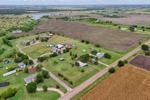 10847 Elk Rd, Axtell, TX 76624 - Photo 3