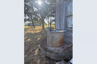 10847 Elk Road, Axtell, TX 76624 - Photo 29