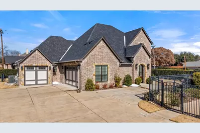 1001 Quarry Court, Granbury, TX 76048 - Photo 1