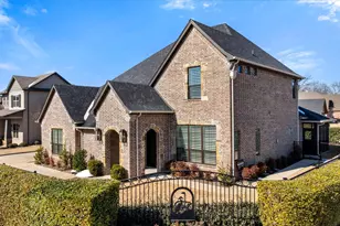1001 Quarry Ct, Granbury, TX 76048 - Photo 3