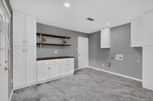 4902 Van Ness St, Garland, TX 75043 - Photo 19