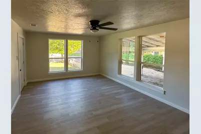 403 N Gaither Street, Glen Rose, TX 76043 - Photo 9