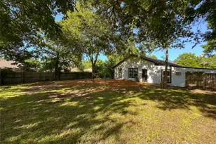 403 N Gaither St, Glen Rose, TX 76043 - Photo 7