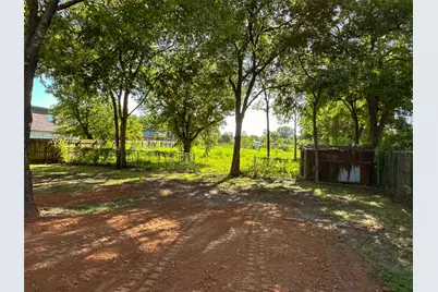 403 N Gaither Street, Glen Rose, TX 76043 - Photo 5