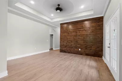 401 S 4th Street, Bonham, TX 75418 - Photo 5