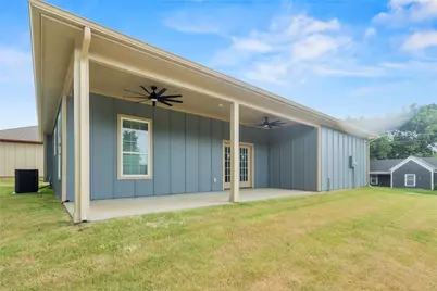 401 S 4th Street, Bonham, TX 75418 - Photo 23
