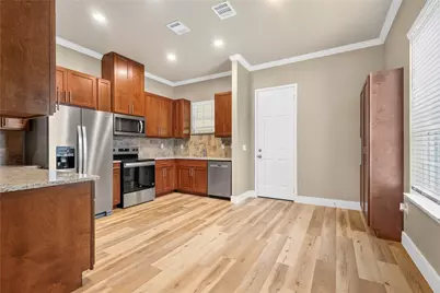 403 S 4th Street, Bonham, TX 75418 - Photo 7