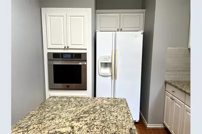 312 Moss Hill Road, Irving, TX 75063 - Photo 21