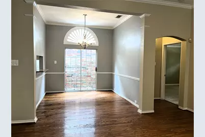 312 Moss Hill Road, Irving, TX 75063 - Photo 5