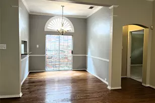 312 Moss Hill Rd, Irving, TX 75063 - Photo 5