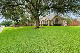8904 Thornway Dr, North Richland Hills, TX 76182 - Photo 5