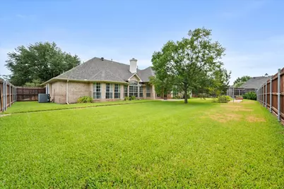 8904 Thornway Drive, North Richland Hills, TX 76182 - Photo 35