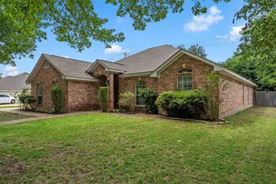 1112 Regina Drive, Hewitt, TX 76643 - Photo 3