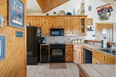 1590 Lawlis Lane, Sanger, TX 76266 - Photo 11