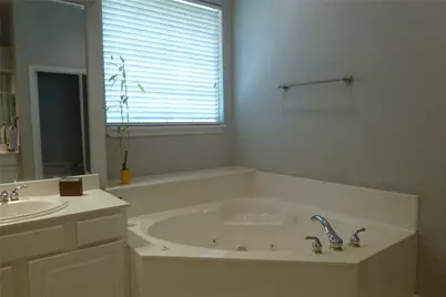 2508 Sir Percival Lane, Lewisville, TX 75056 - Photo 17