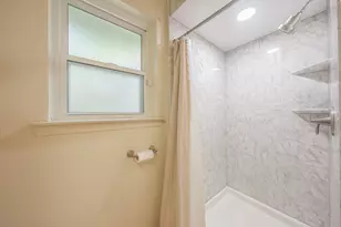 13511 Rawhide Pkwy, Farmers Branch, TX 75234 - Photo 21