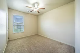 1812 Rockview Dr, Granbury, TX 76049 - Photo 17
