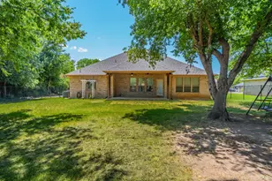 1812 Rockview Dr, Granbury, TX 76049 - Photo 25