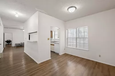 600 Bagby Avenue #7A, Waco, TX 76706 - Photo 9