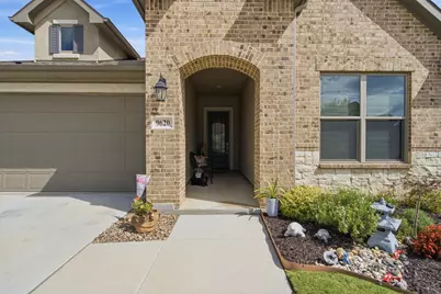 9620 Creekwood Drive, Denton, TX 76207 - Photo 3