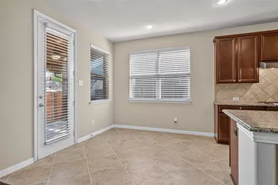 1049 Chickasaw Drive, Carrollton, TX 75010 - Photo 5