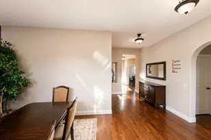 1917 Sunflower Dr, Glenn Heights, TX 75154 - Photo 9